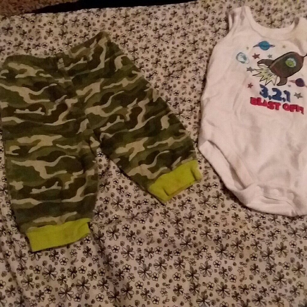 Baby clothes - Picture 5 of 5